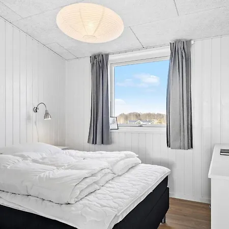 5 Bedroom Beautiful In Дом отдыха