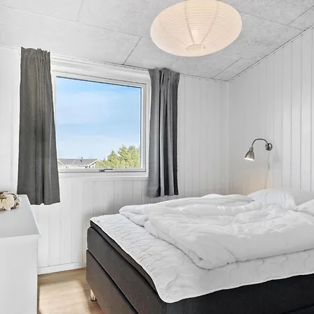 5 Bedroom Beautiful In Haderslev