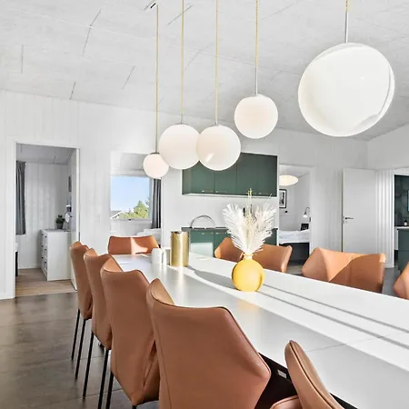 5 Bedroom Beautiful In * Хадерслев